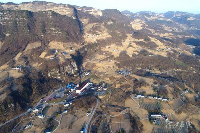 8、火燒坪鄉(xiāng)地貌航拍（郭寒 攝）